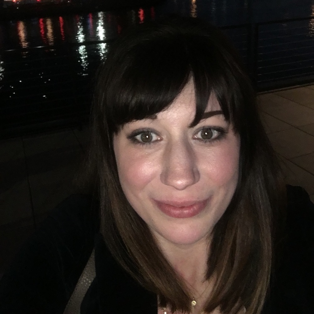 Meet your Posher, Stacy